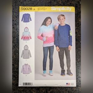 Simplicity S9028 Girls & Boys Knit Top Pattern, US sizes 8-16, Unisex, Uncut